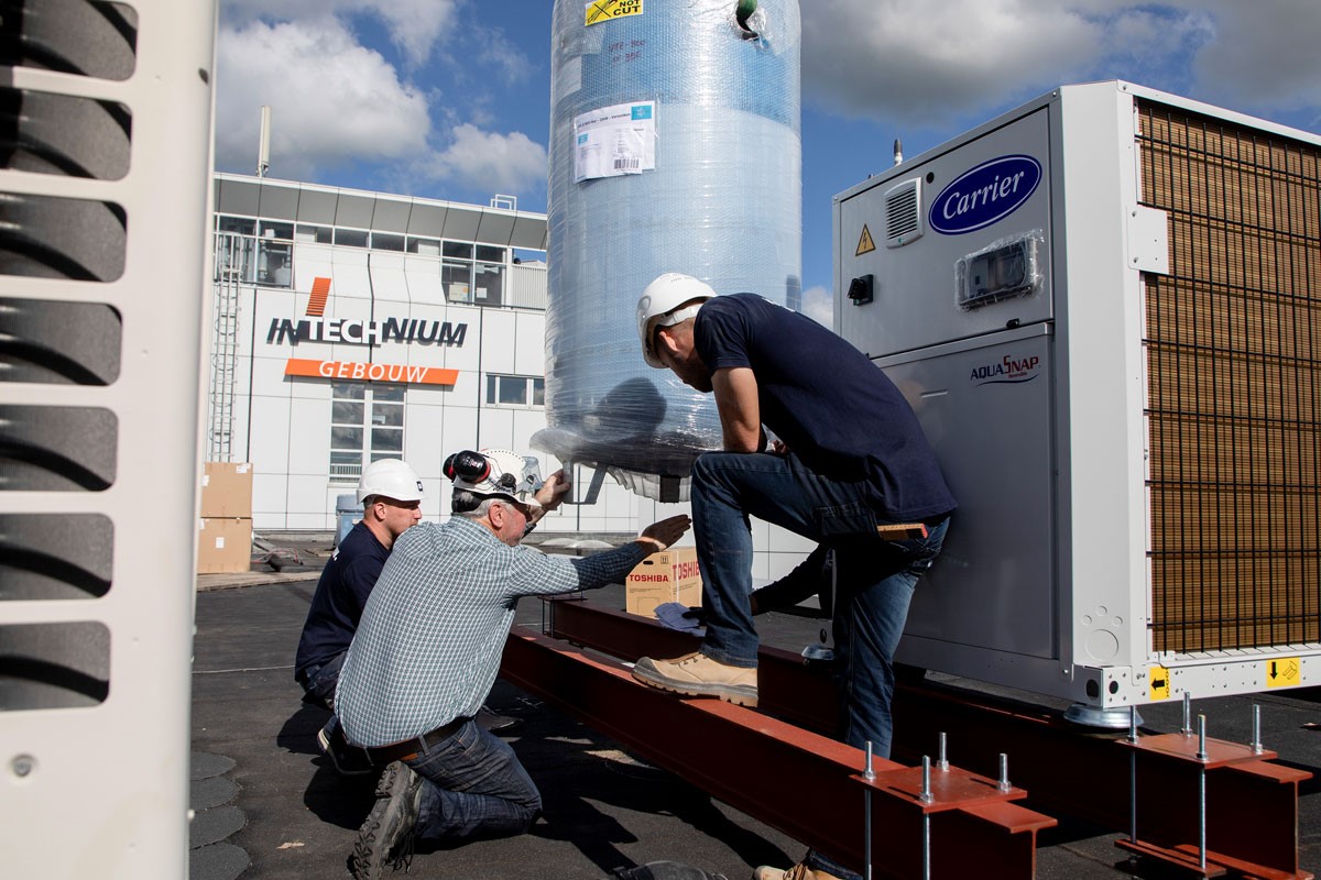 buitenunit warmtepompinstallatie